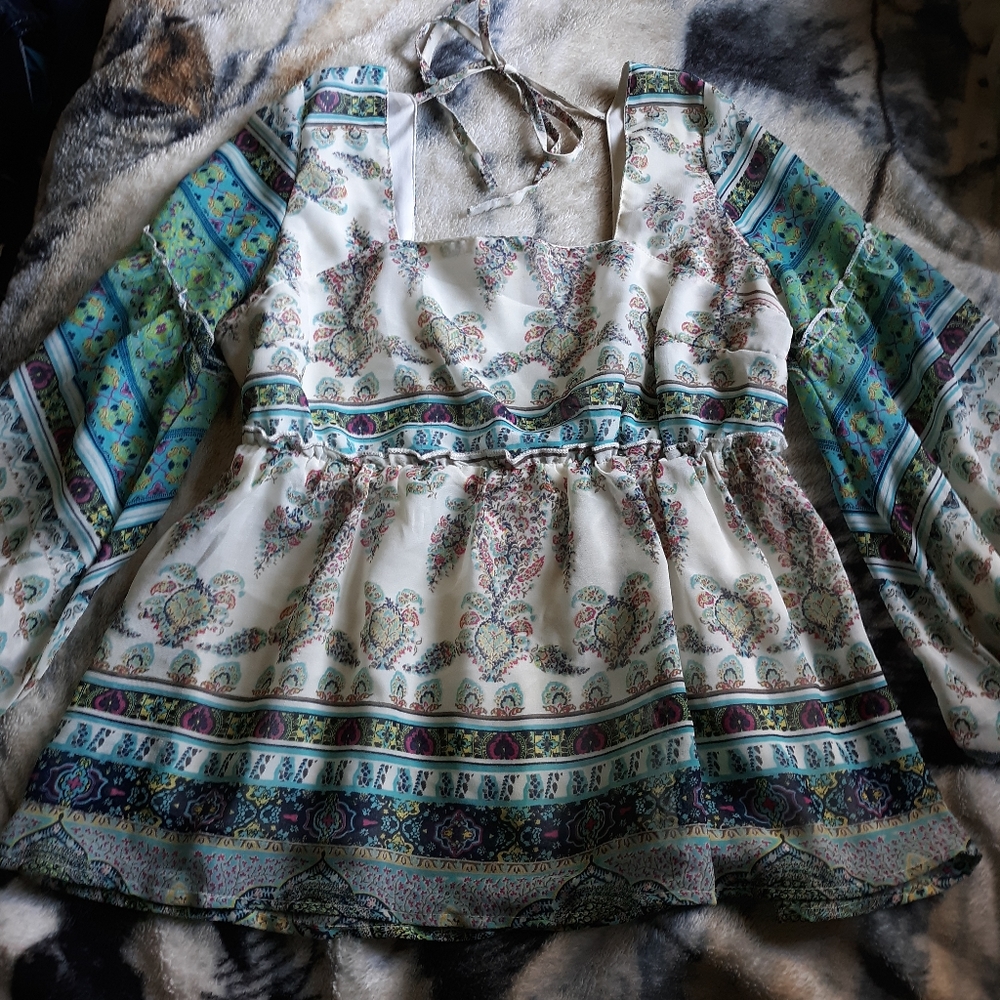 Rebellion pheasant top